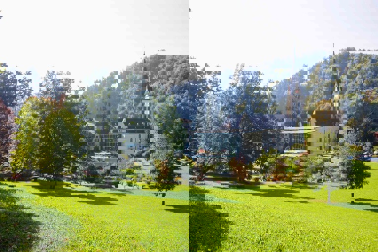 Aufnahme der Rehaklinik und der Umgebung