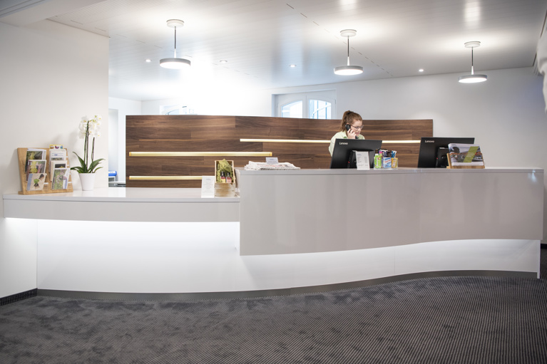 Empfang an der Rehaklinik Dussnang