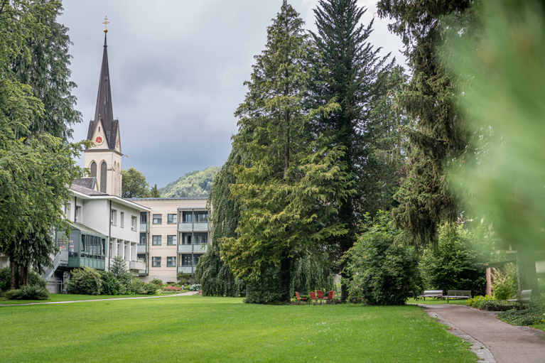 Aussenaufnahme der Rehaklinik Dussnang